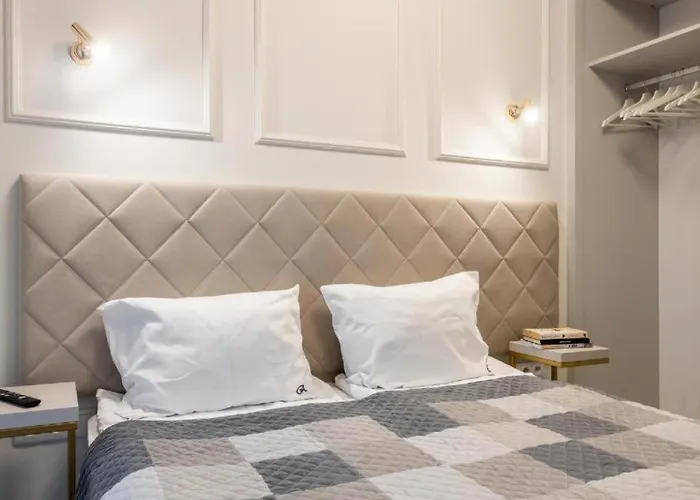 Apartman Close - Urban Chic- Mennica - Center - For 15 Guests