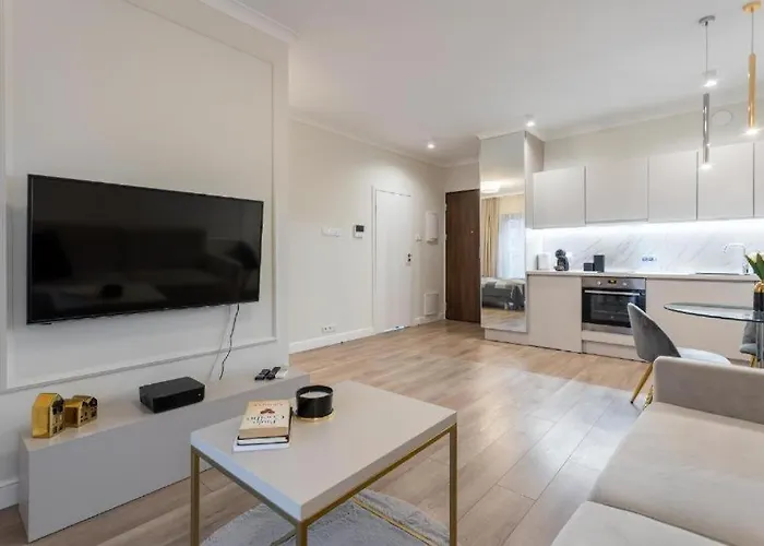 Close - Urban Chic- Mennica - Center - For 15 Guests *