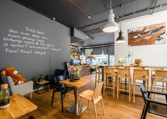 Close - Urban Chic- Mennica - Center - For 15 Guests