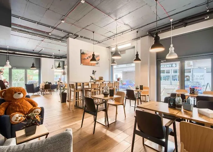 דירה Close - Urban Chic- Mennica - Center - For 15 Guests ורשה